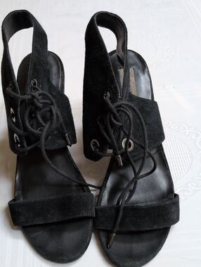 Steve Madden Black Suede Lace-Up Slingback Heels
